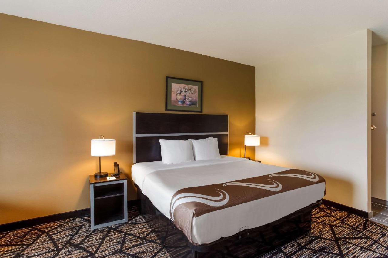 Quality Inn & Suites Pearl-Jackson Exterior photo