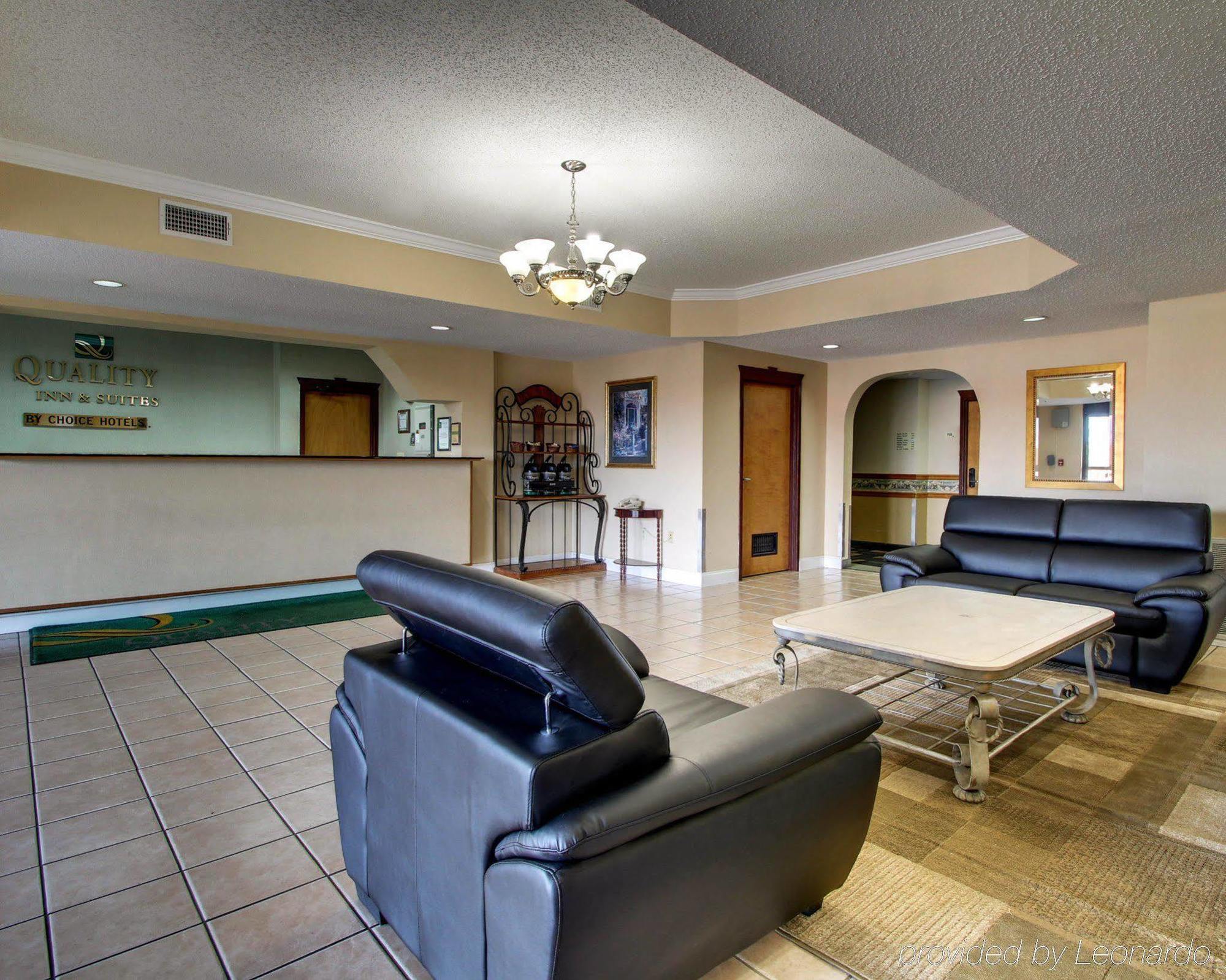 Quality Inn & Suites Pearl-Jackson Exterior photo