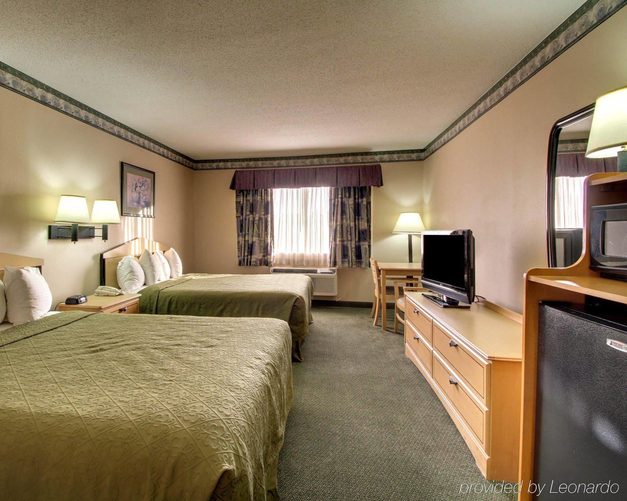 Quality Inn & Suites Pearl-Jackson Exterior photo