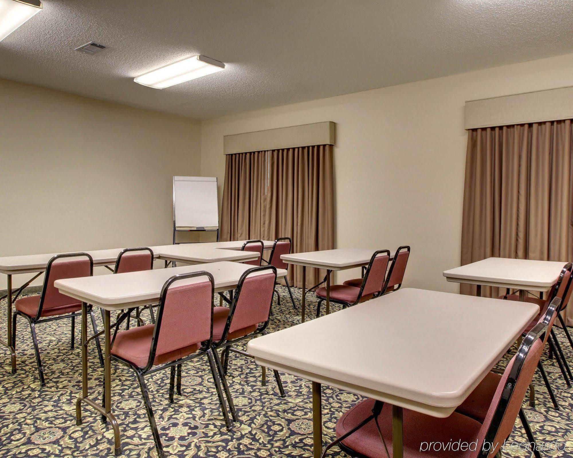 Quality Inn & Suites Pearl-Jackson Exterior photo