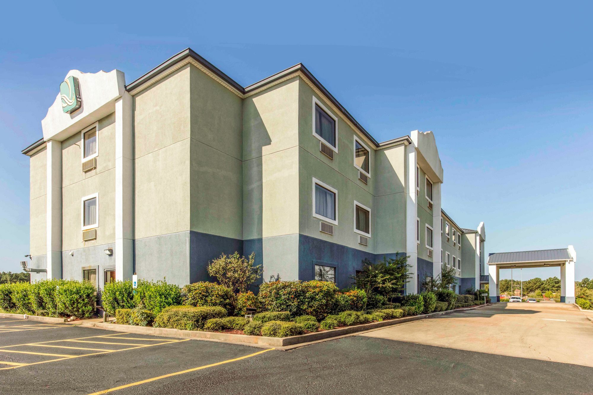 Quality Inn & Suites Pearl-Jackson Exterior photo
